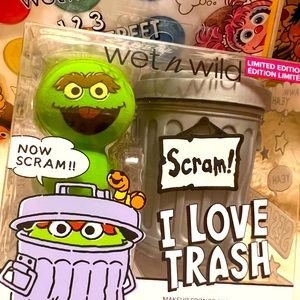 Sesame Street Beauty Blender *Oscar the Grouch*